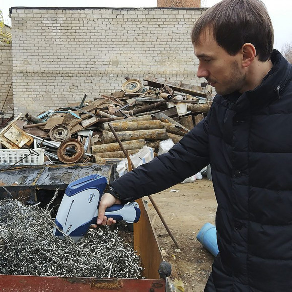 Анализатор металлов S1 TITAN Анализатор металлов S1 TITAN