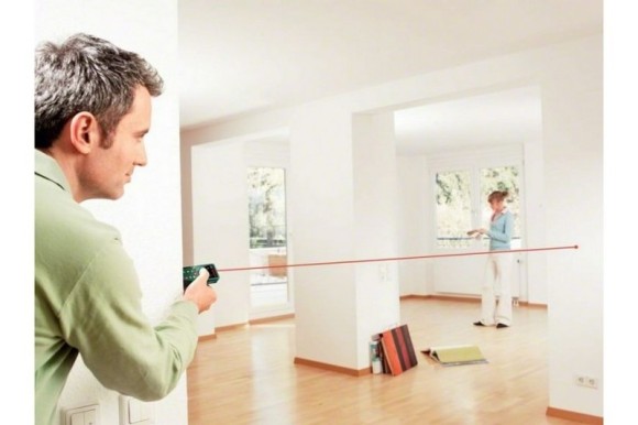 Лазерный дальномер Bosch Universal Distance 50