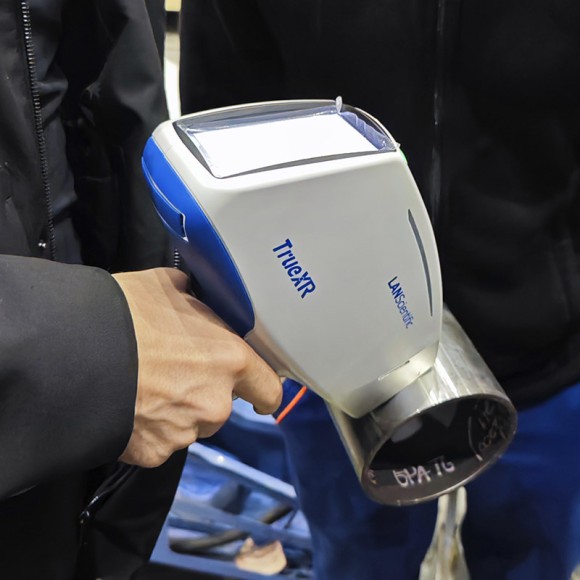 Анализатор металлов РФА TrueXR — портативный рентгенофлуоресцентный спектрометр